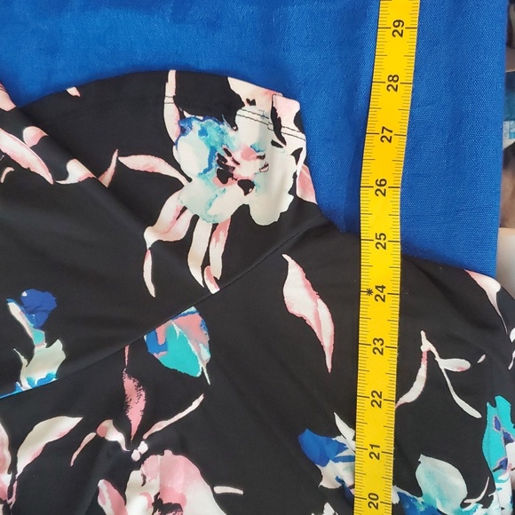 Lane Bryant black and floral maxi hi-lo faux wrap dress sz 22/24 - Picture 6 of 9